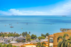 Whitsunday Reflections, Airlie Beach
